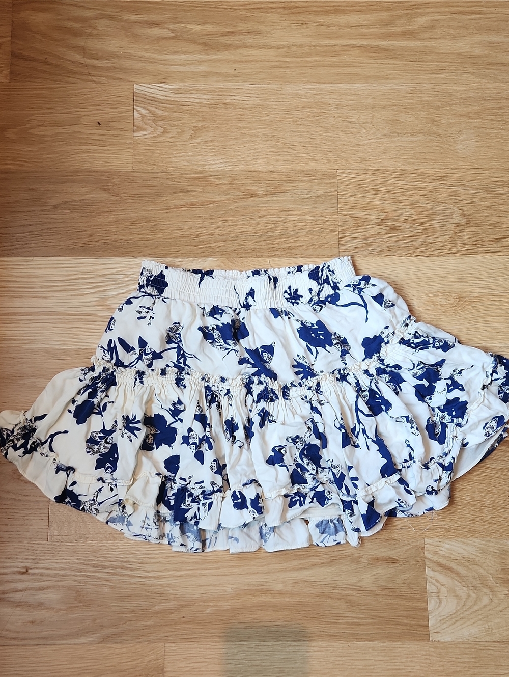 Misa Los Angeles White & Navy Floral Ruffle Mini Skirt - Women's